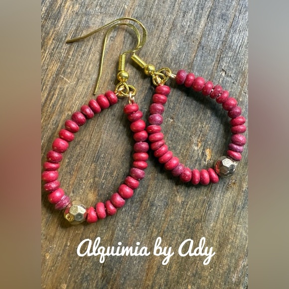Alquimia Red Beaded Earrings - Picture 1 of 1